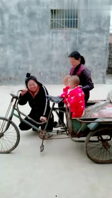 搞笑的活宝舞,笑翻天！活宝舞带你领略欢乐无限