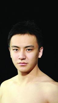 演员王饶资料,影视界多面手,演绎人生百态